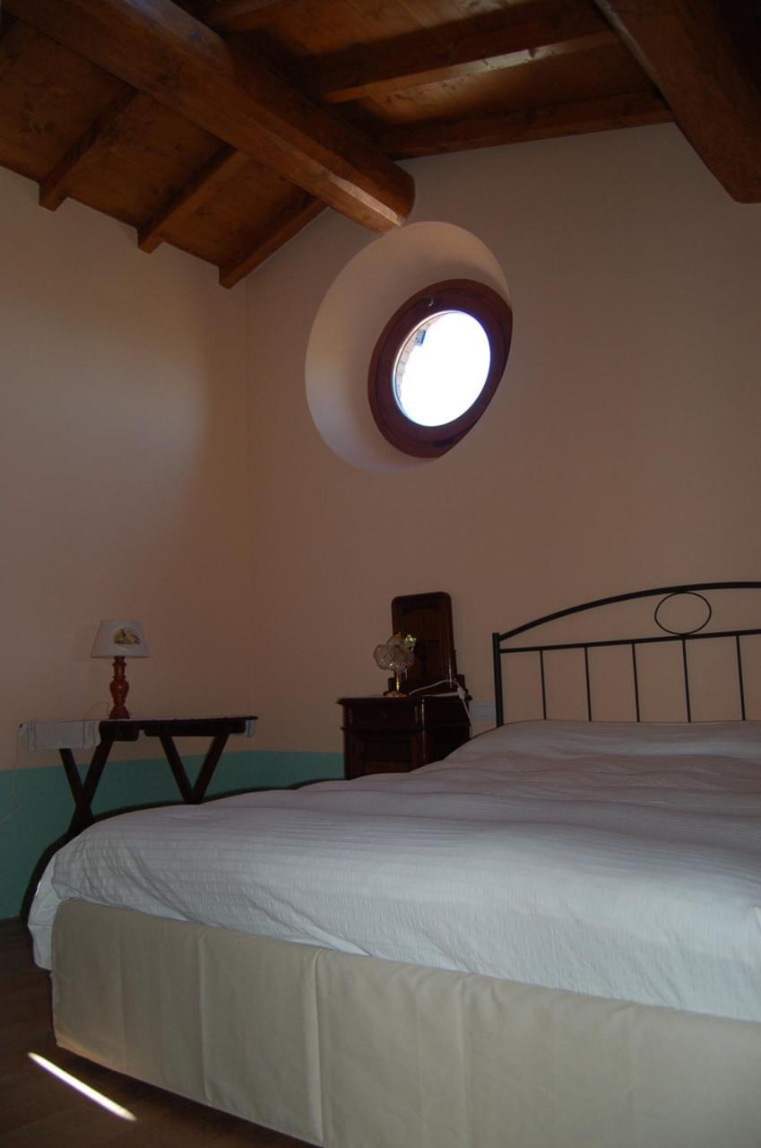 Agriturismo Il Filare Neviano degli Arduini Pokoj fotografie